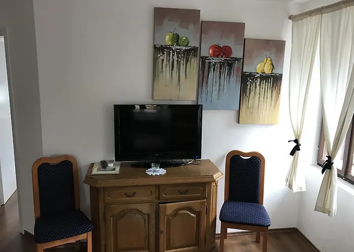 B&B Rot