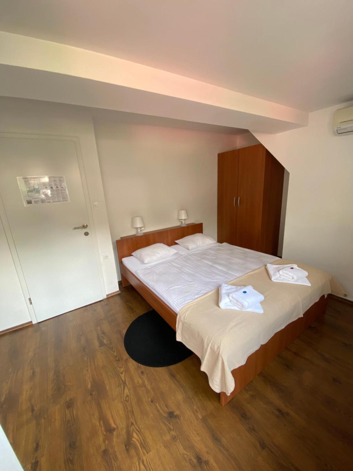 Bed & Breakfast Rot